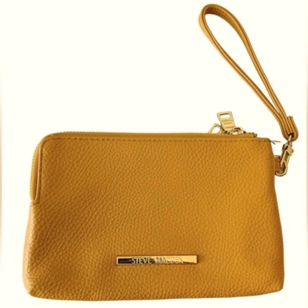💛 Steve Madden Mustard Pebbled Leather Wristlet | Double Zipper | Bold & Chic